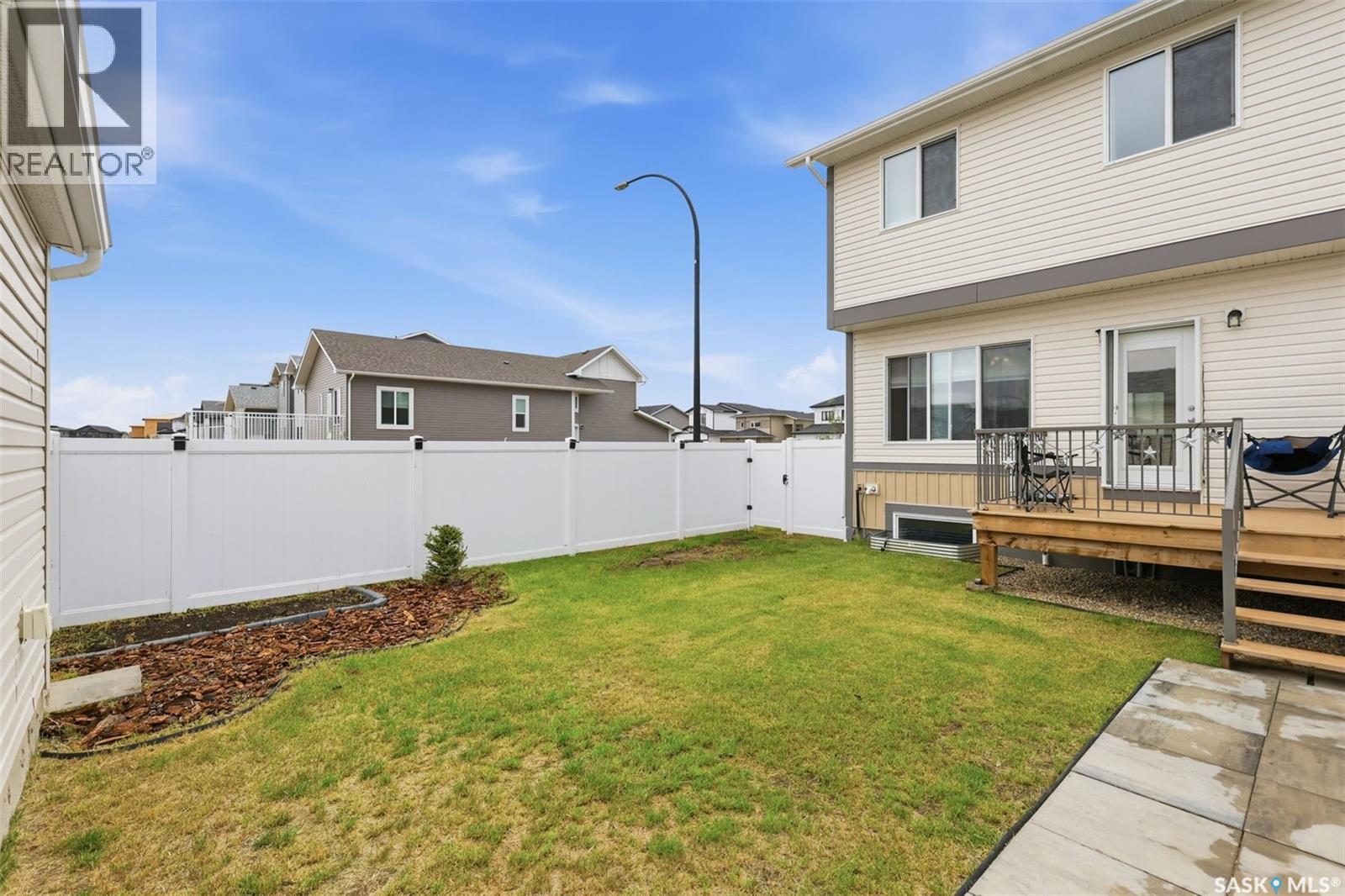 122 Taskamanwa Street, Saskatoon, Saskatchewan  S7V 1P6 - Photo 29 - SK046562