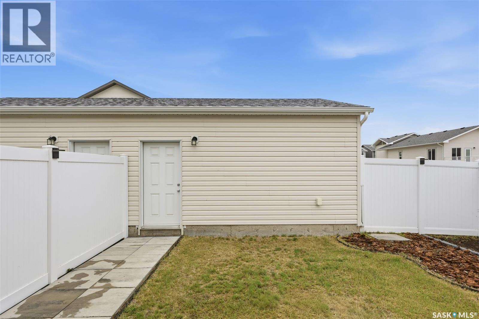 122 Taskamanwa Street, Saskatoon, Saskatchewan  S7V 1P6 - Photo 34 - SK046562
