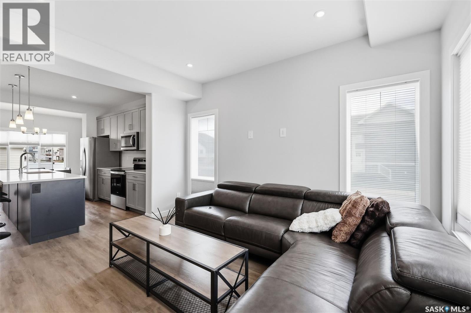 122 Taskamanwa Street, Saskatoon, Saskatchewan  S7V 1P6 - Photo 6 - SK046562