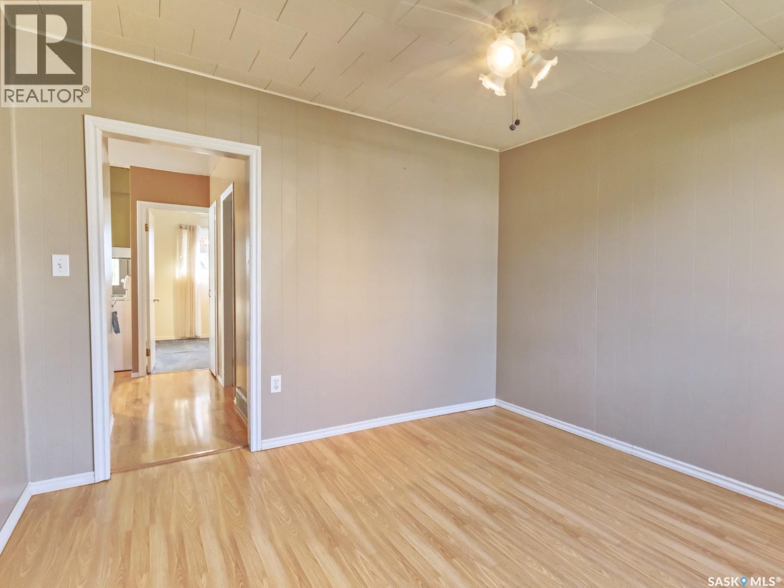 316 2nd Avenue W, Biggar, Saskatchewan  S0K 0M0 - Photo 17 - SK046399
