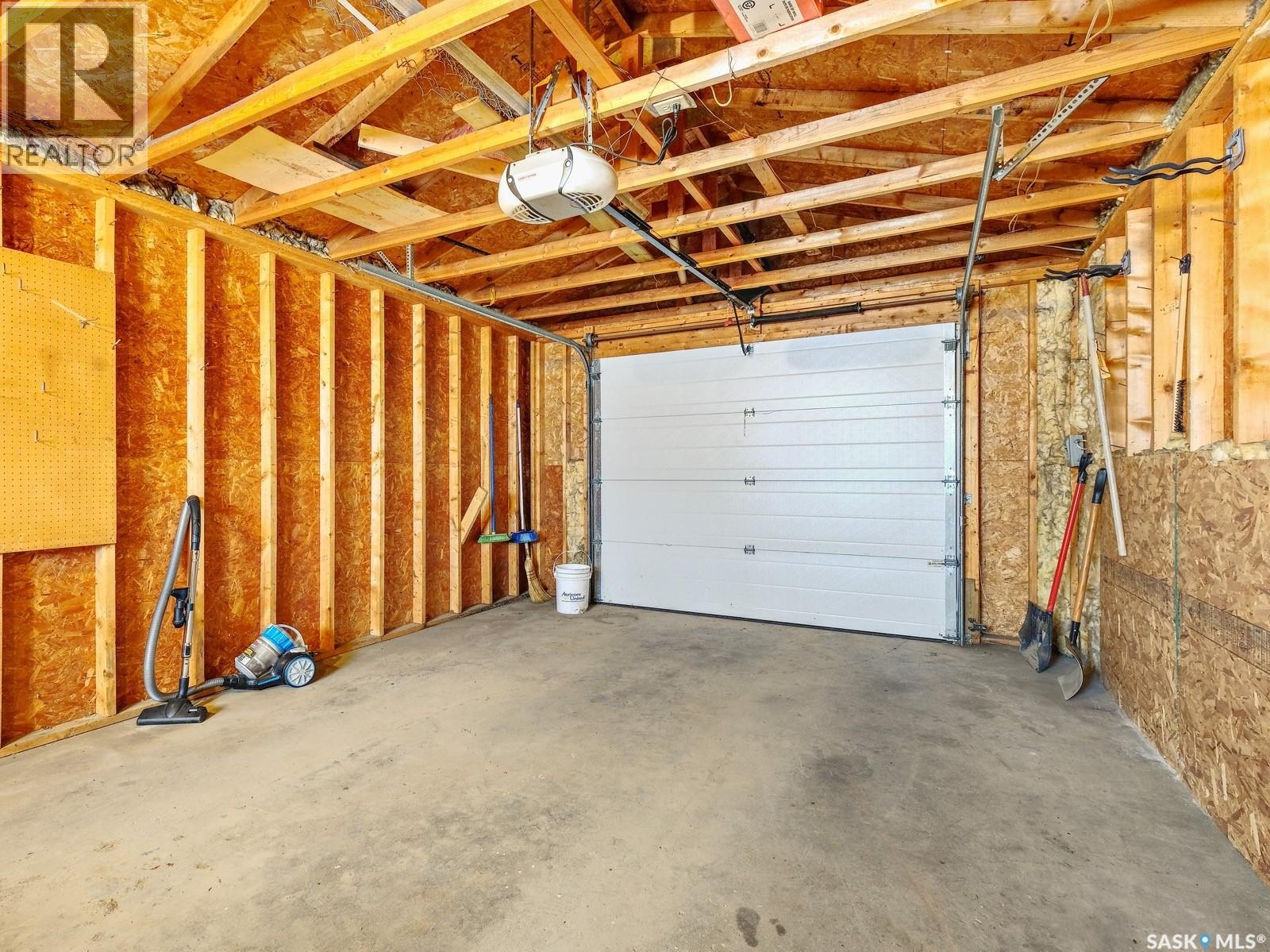 316 2nd Avenue W, Biggar, Saskatchewan  S0K 0M0 - Photo 25 - SK046399