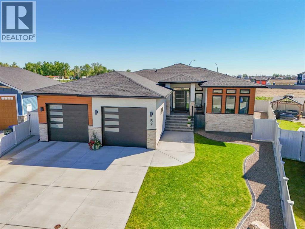 57 Hamptons Gate SE, medicine hat, Alberta