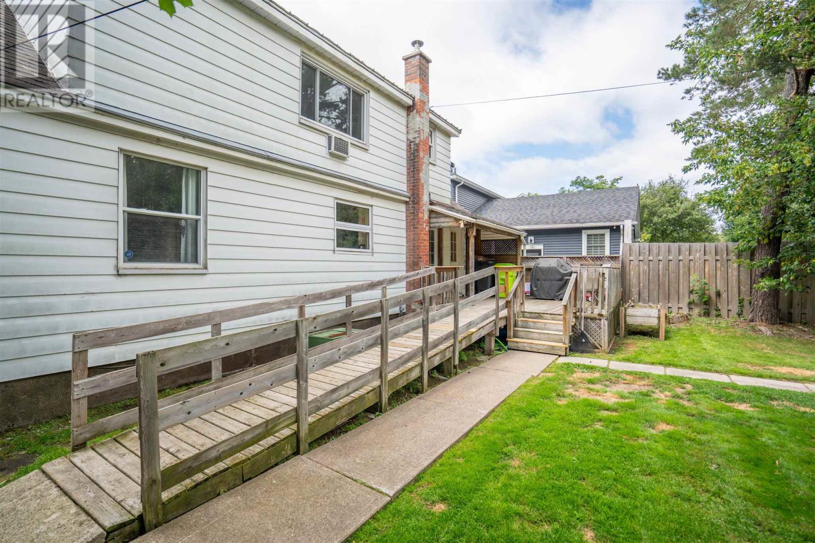 16 Retta St, Sault Ste. Marie, Ontario  P6A 4B8 - Photo 27 - SM262304