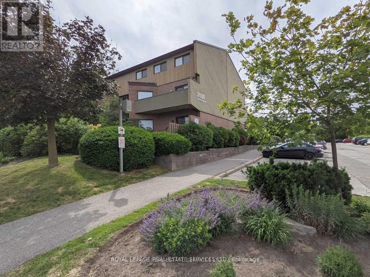 12 - 2035 SOUTH MILLWAY DRIVE, Mississauga, Ontario