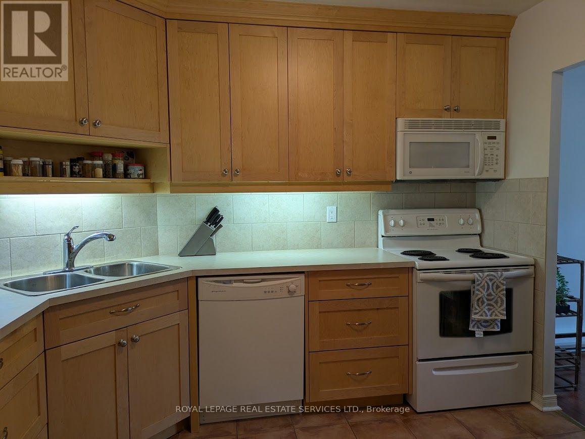 12 - 2035 South Millway Drive, Mississauga, Ontario  L5L 1R7 - Photo 5 - W13554008