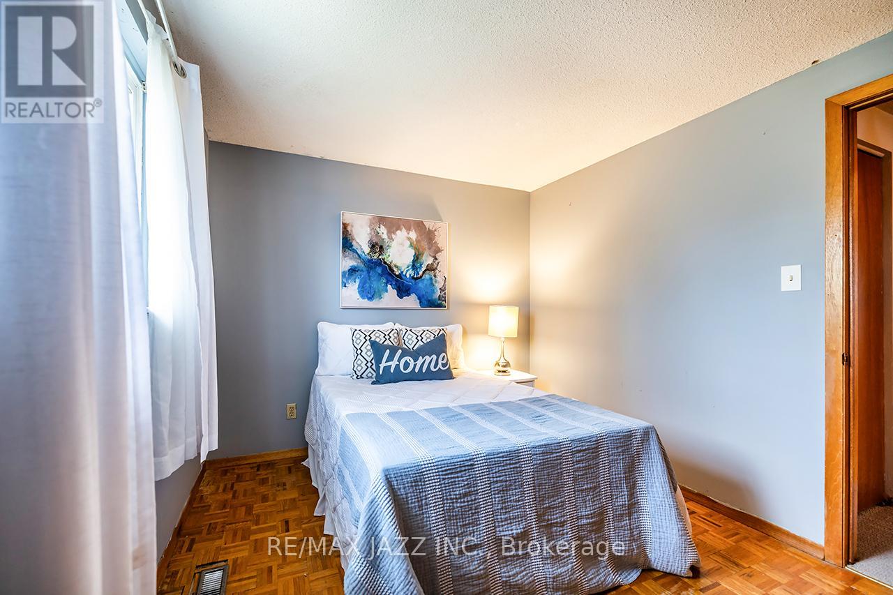1347 Mary Street N, Oshawa, Ontario  L1G 6T2 - Photo 22 - E13710460