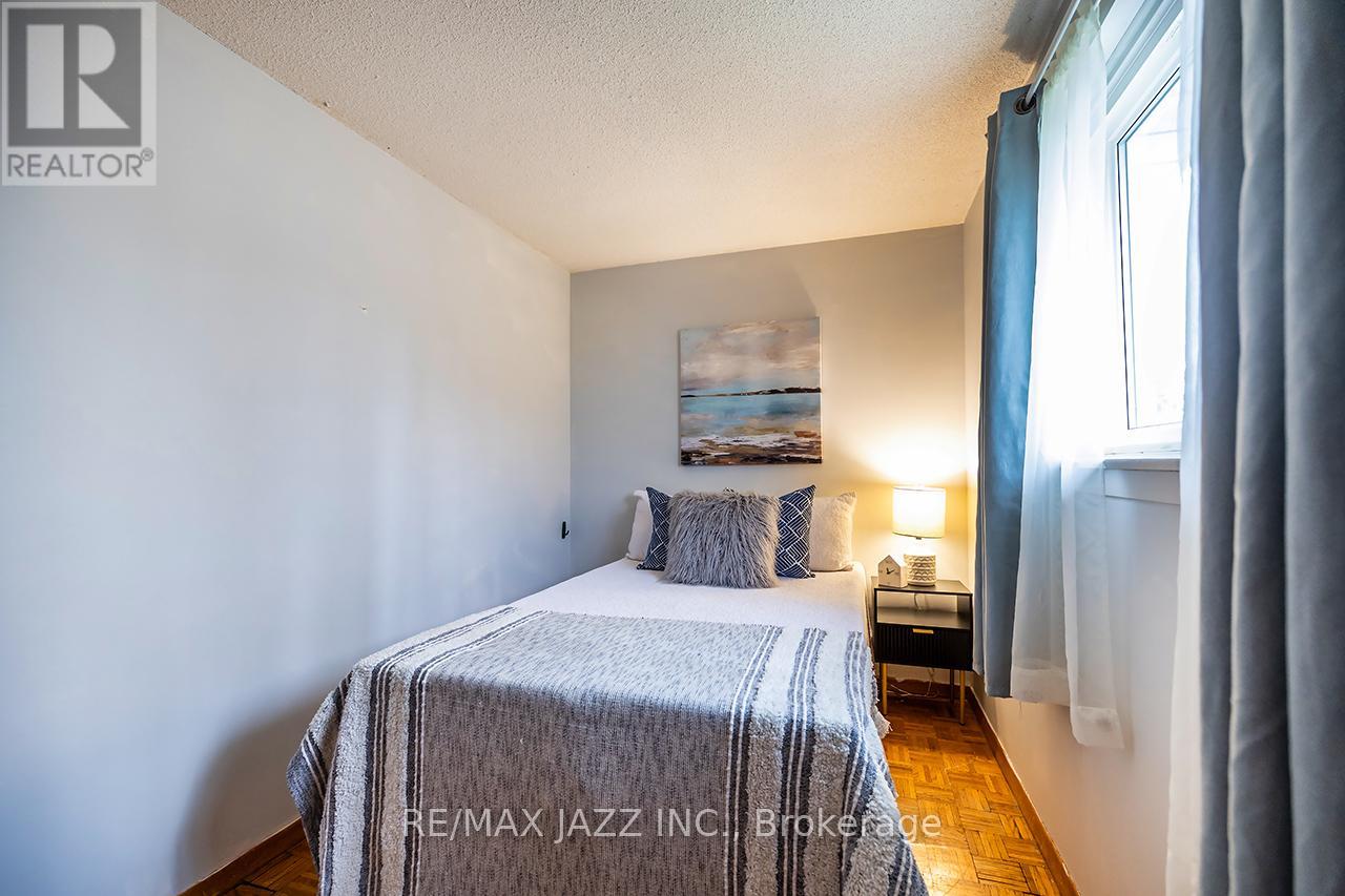 1347 Mary Street N, Oshawa, Ontario  L1G 6T2 - Photo 24 - E13710460