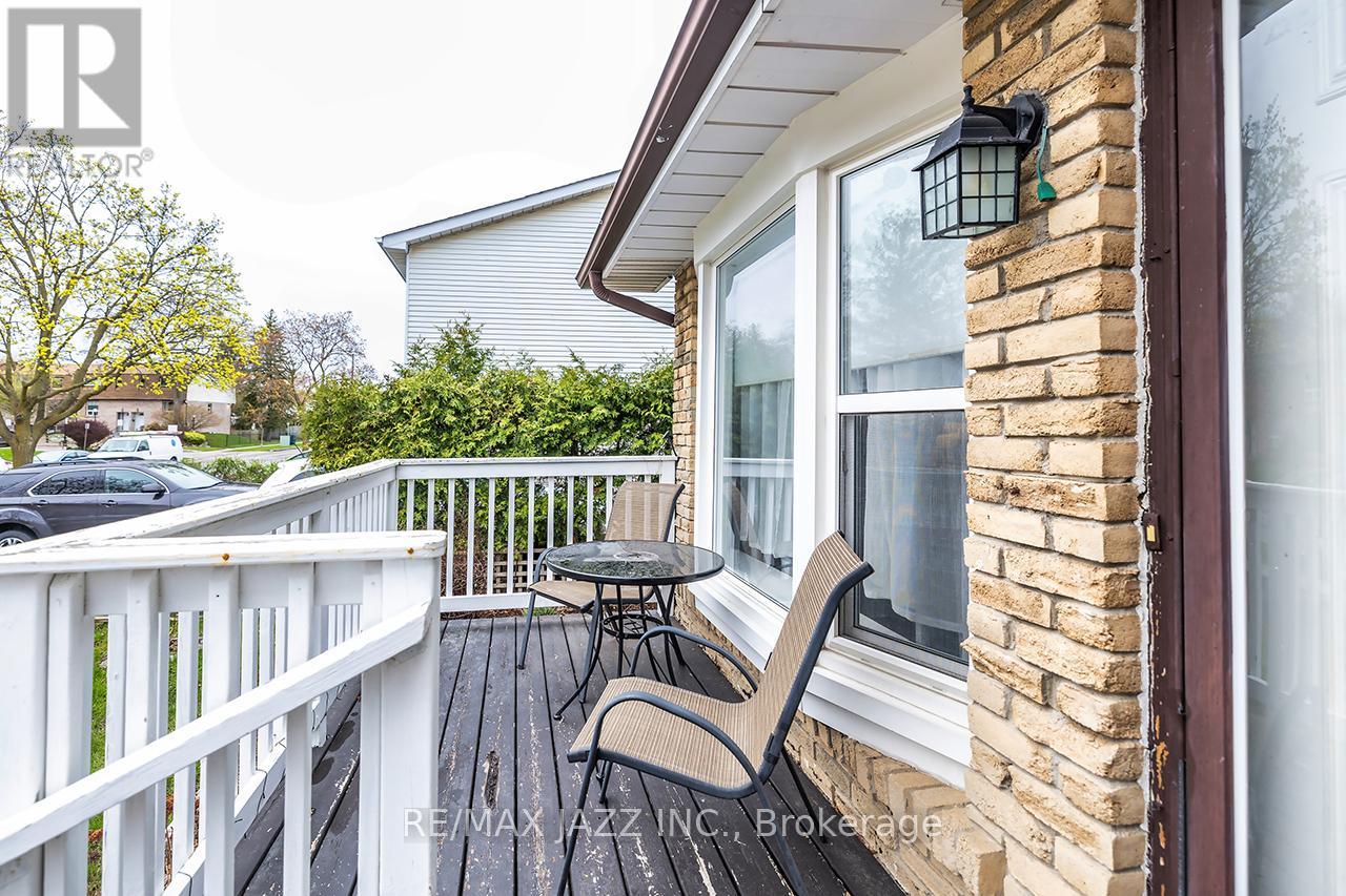 1347 Mary Street N, Oshawa, Ontario  L1G 6T2 - Photo 36 - E13710460