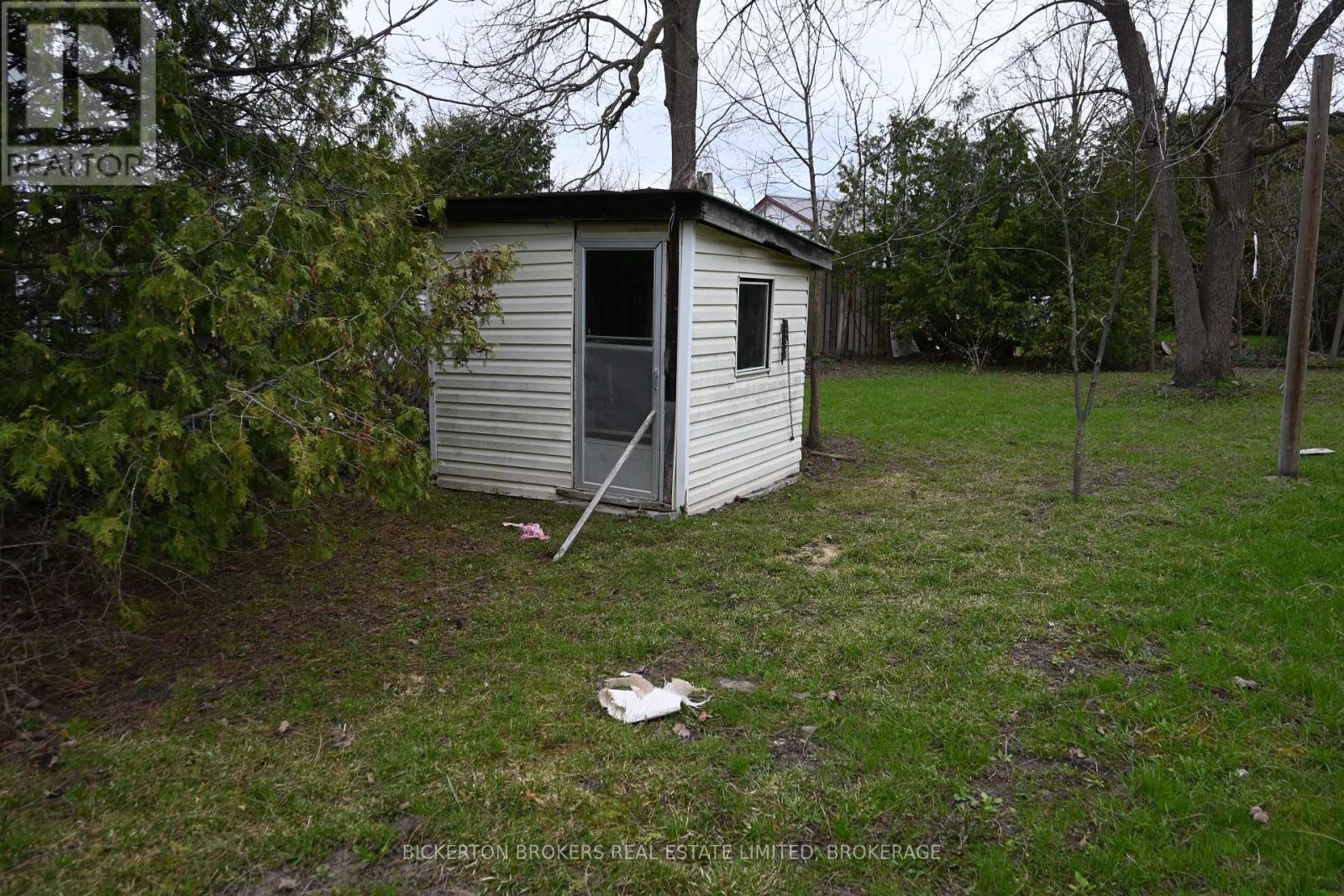 20 Grand Trunk Avenue, Lansdowne Village, Ontario  K0E 1L0 - Photo 3 - X13710398