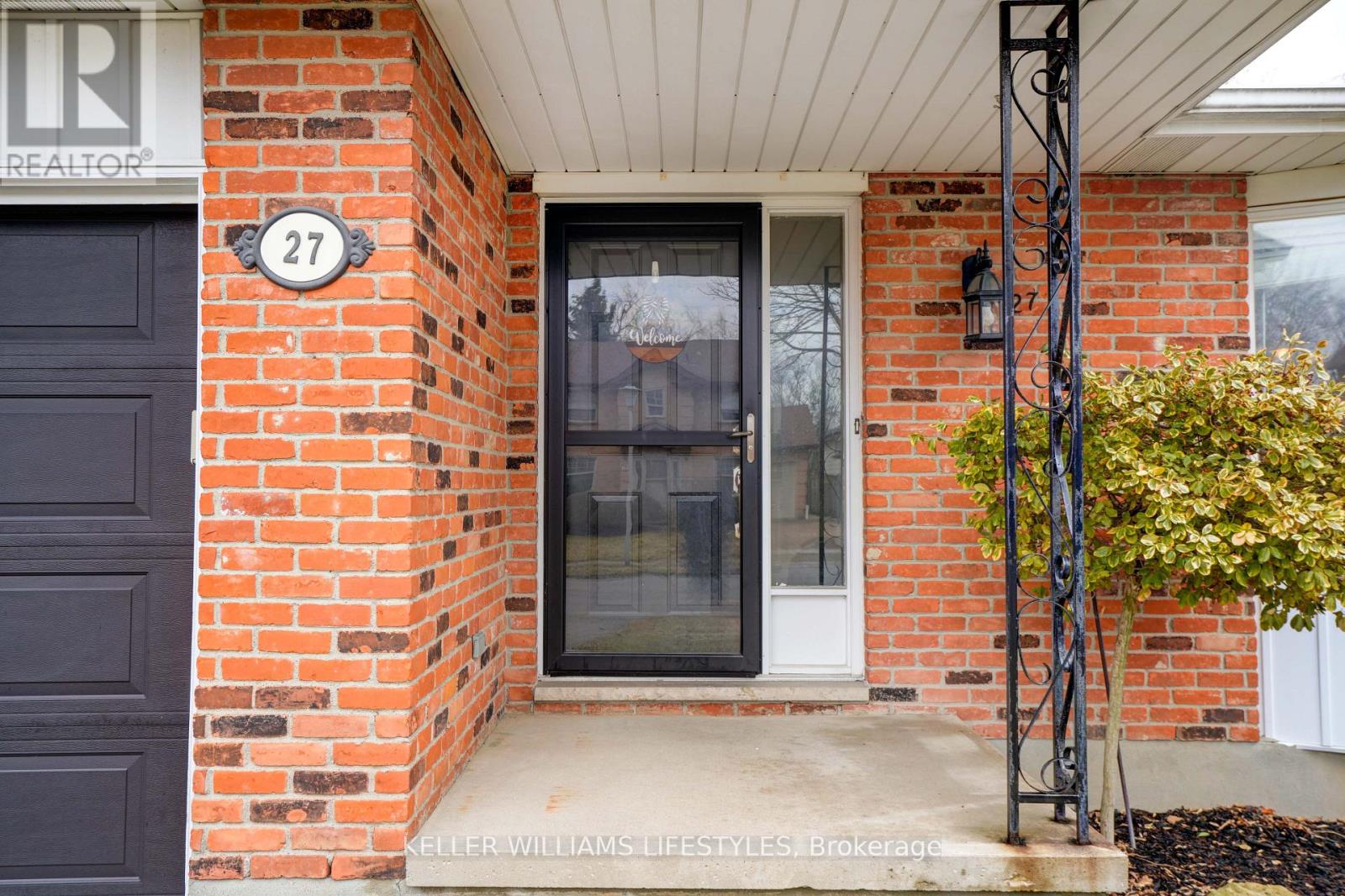 27 Woodborough Street, London North, Ontario  N6H 4R3 - Photo 4 - X13710452