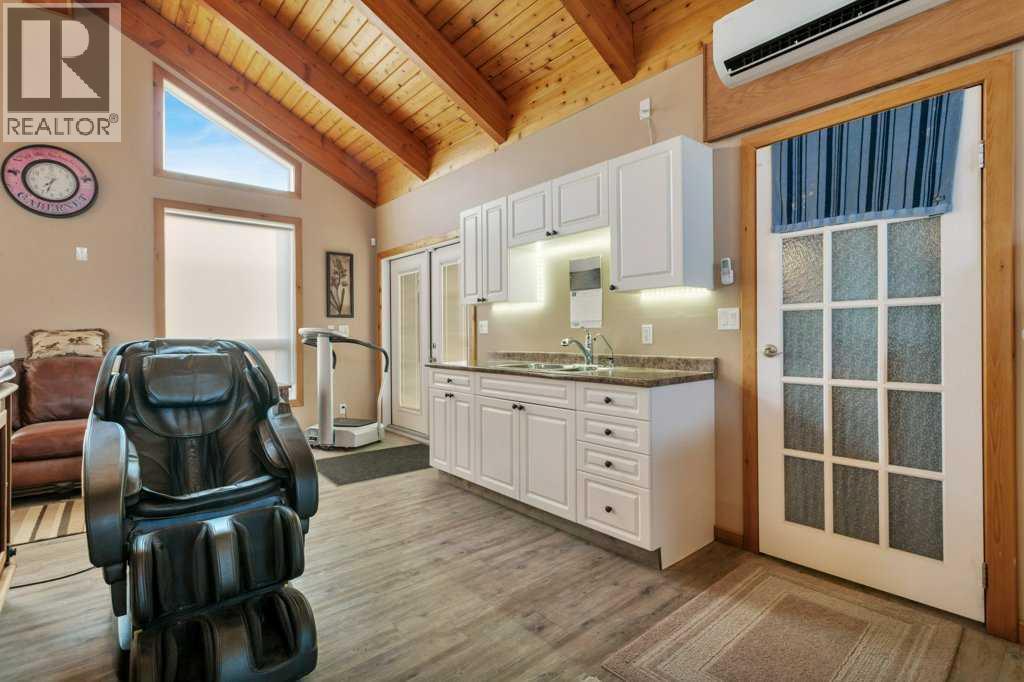 27556 Township Road 372, Rural Red Deer County, Alberta  T4G 0M5 - Photo 13 - A2285163