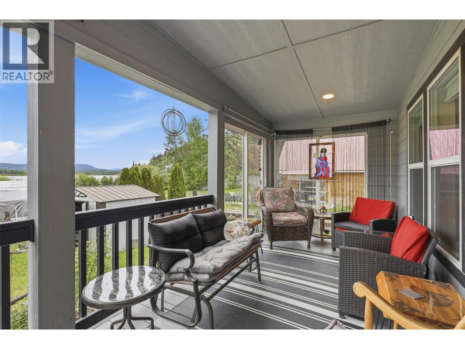 3025 Powell Road, Kamloops, British Columbia  V0E 3E1 - Photo 11 - 10389921