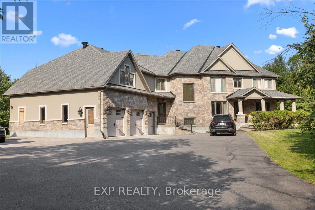 130 Ironstone Court, Ottawa, Ontario  K2S 0L4 - Photo 2 - X13710416