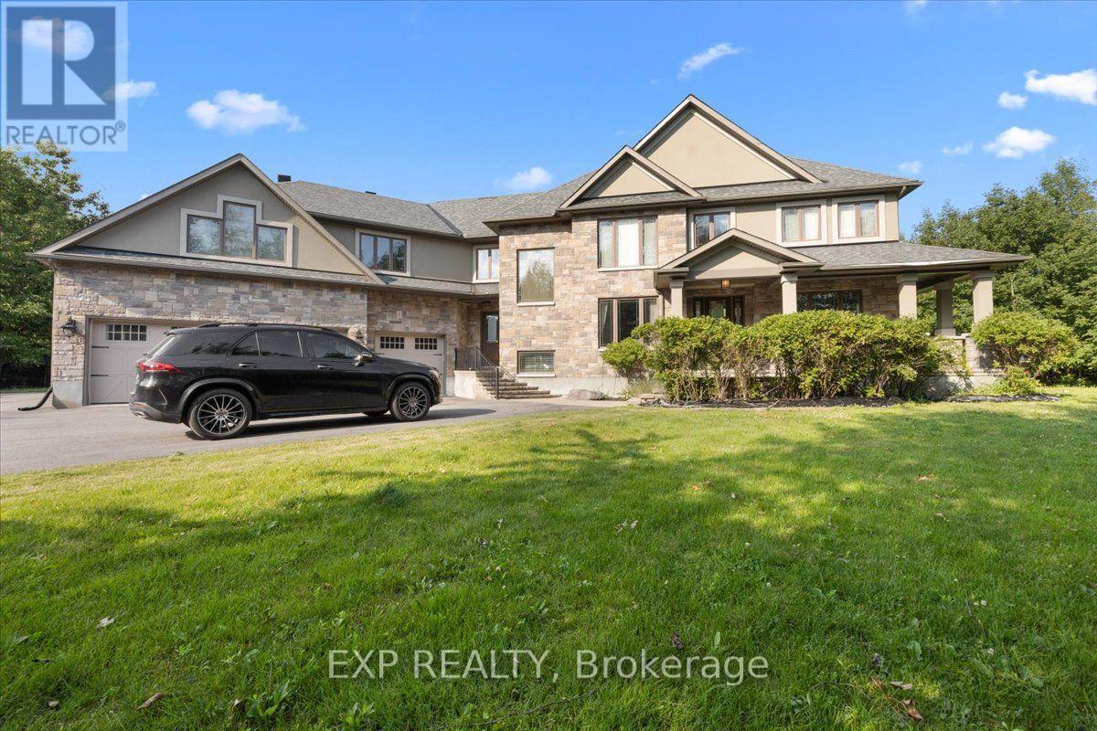 130 Ironstone Court, Ottawa, Ontario  K2S 0L4 - Photo 3 - X13710416