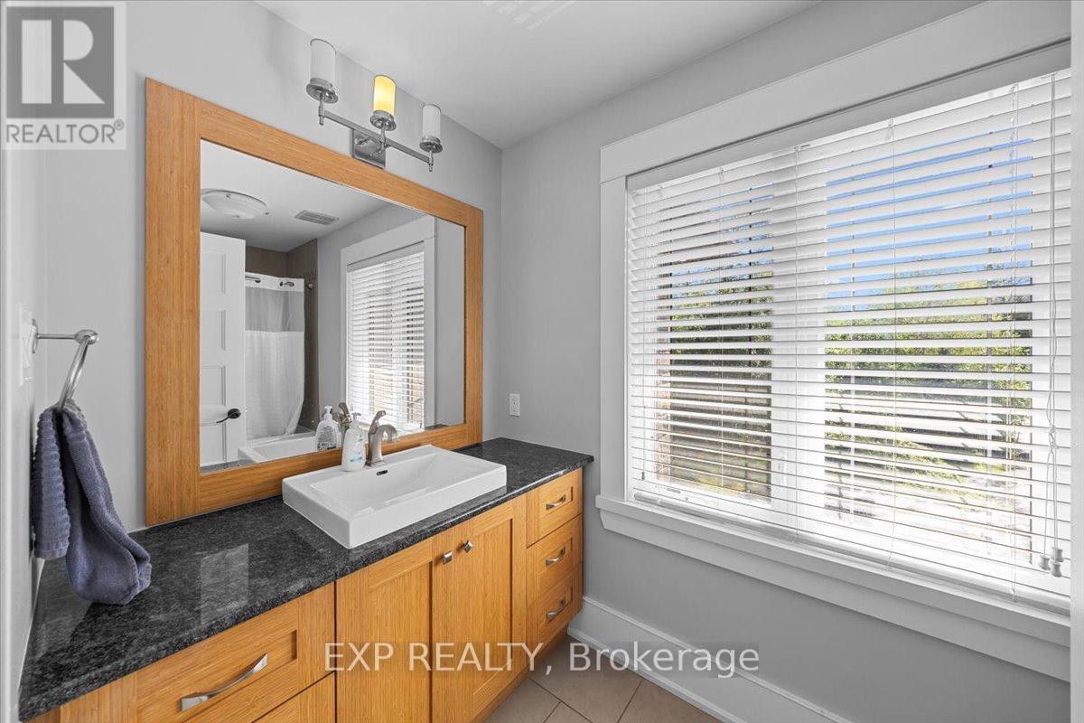 130 Ironstone Court, Ottawa, Ontario  K2S 0L4 - Photo 34 - X13710416