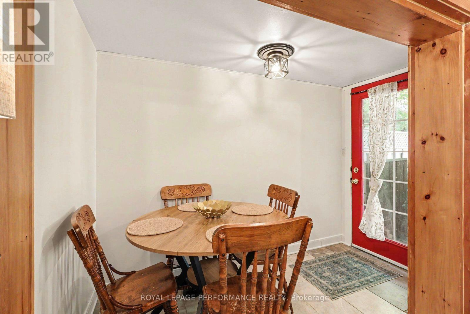 447 Hilson Avenue, Ottawa, Ontario  K1Z 6C2 - Photo 12 - X13710502