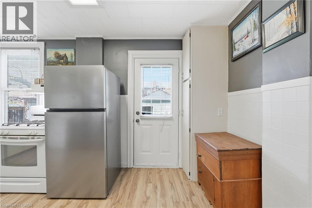 224 Balsam Avenue S, Hamilton, Ontario  L8M 3C1 - Photo 15 - 40823013