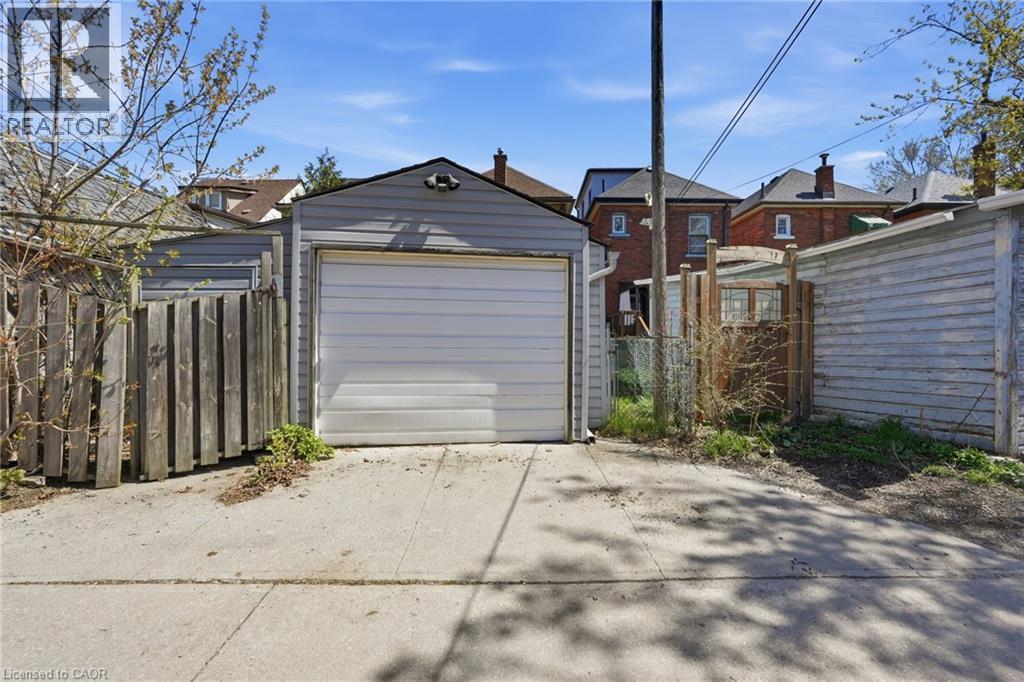 224 Balsam Avenue S, Hamilton, Ontario  L8M 3C1 - Photo 37 - 40823013