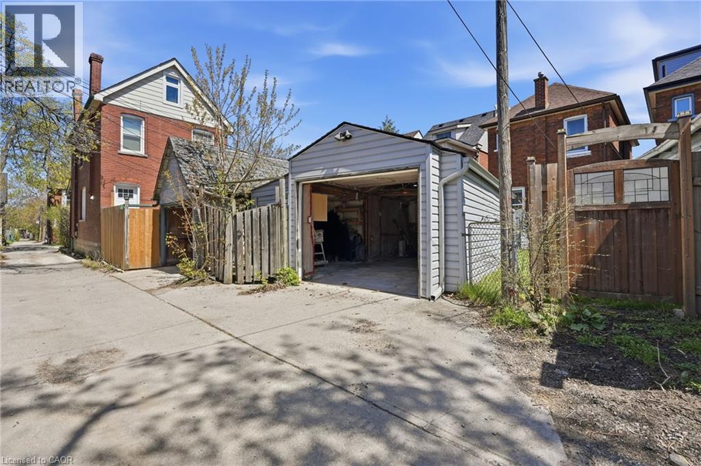 224 Balsam Avenue S, Hamilton, Ontario  L8M 3C1 - Photo 36 - 40823013