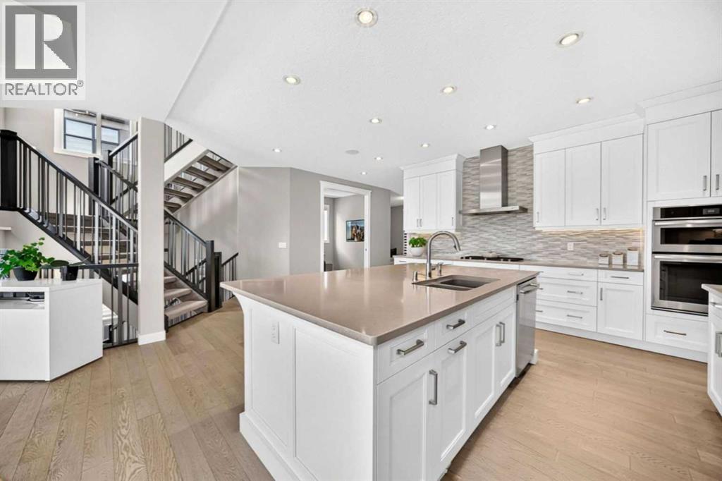 33 Aspen Summit Circle Sw, Calgary, Alberta  T3H 0Z7 - Photo 3 - A2338376