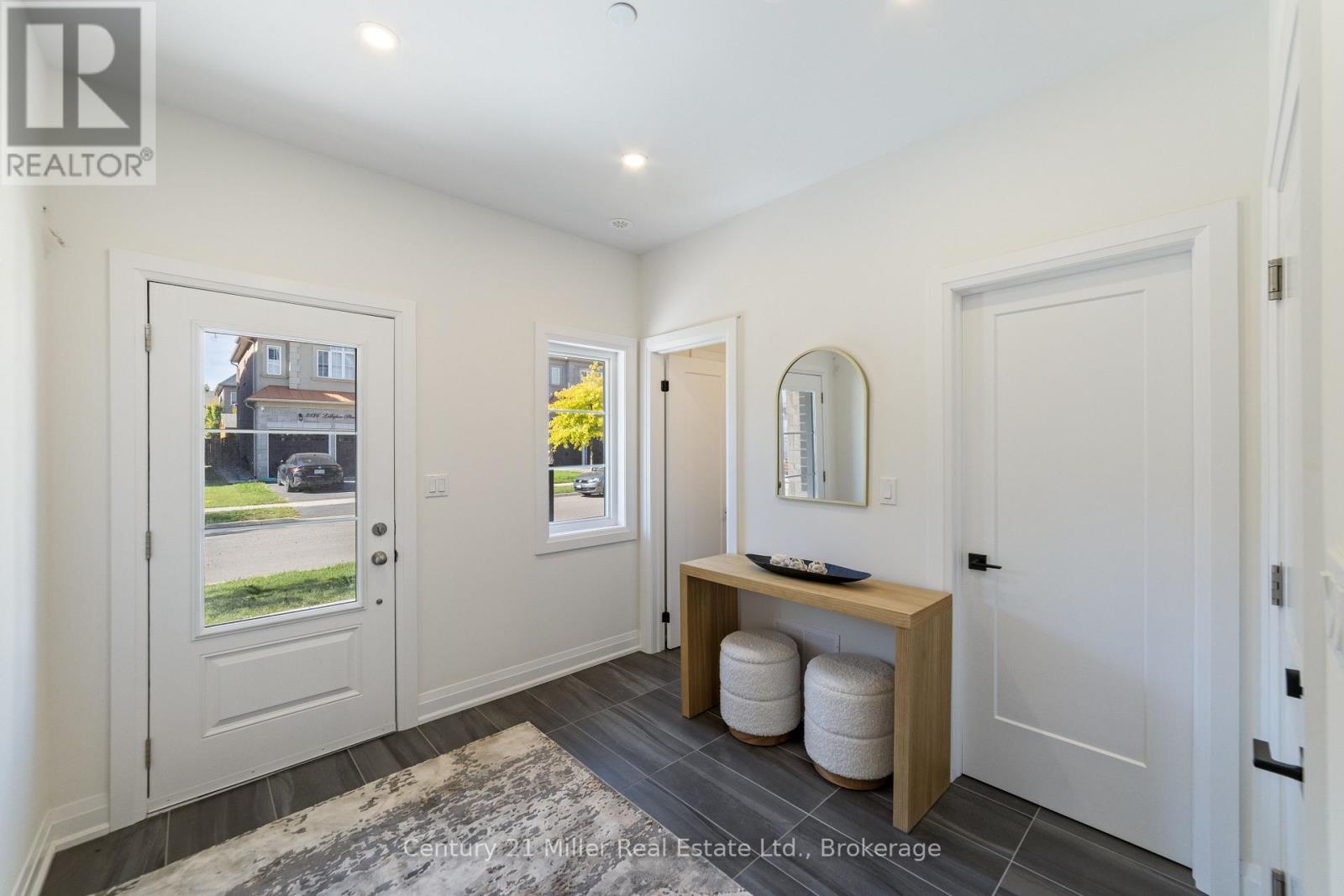 3 - 2123 Lillykin Street, Oakville, Ontario  L6H 0J7 - Photo 2 - W13710446