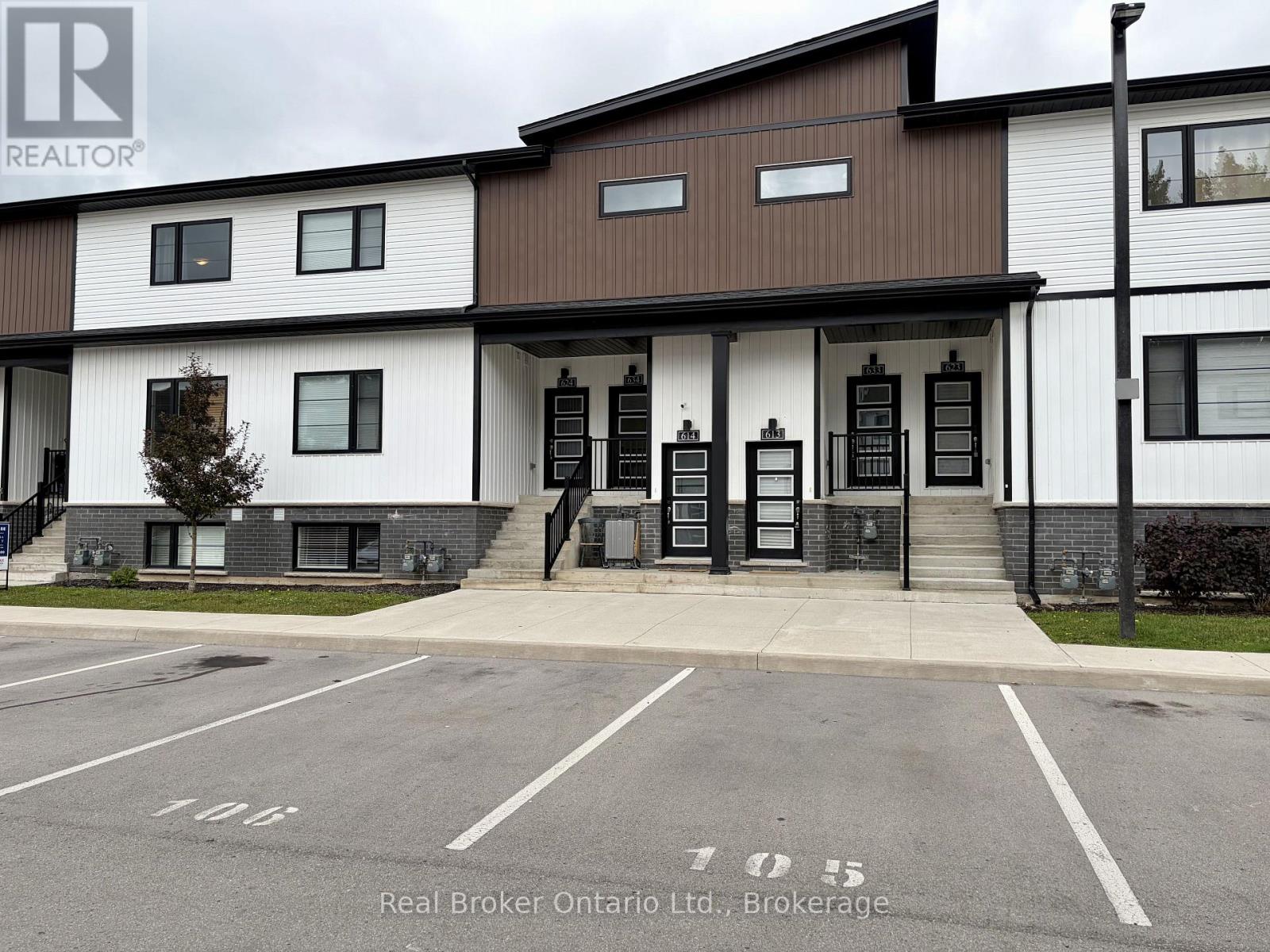 613 - 4263 FOURTH AVENUE, Niagara Falls, Ontario