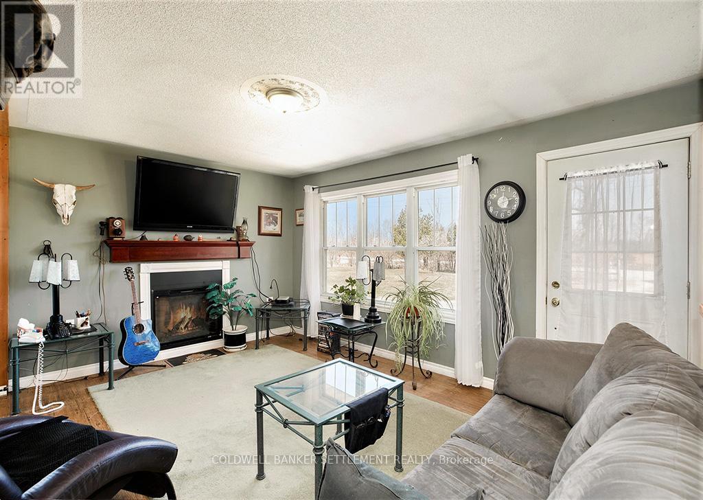 345 Elliott Road, Tay Valley, Ontario  K7H 3C9 - Photo 10 - X13710434