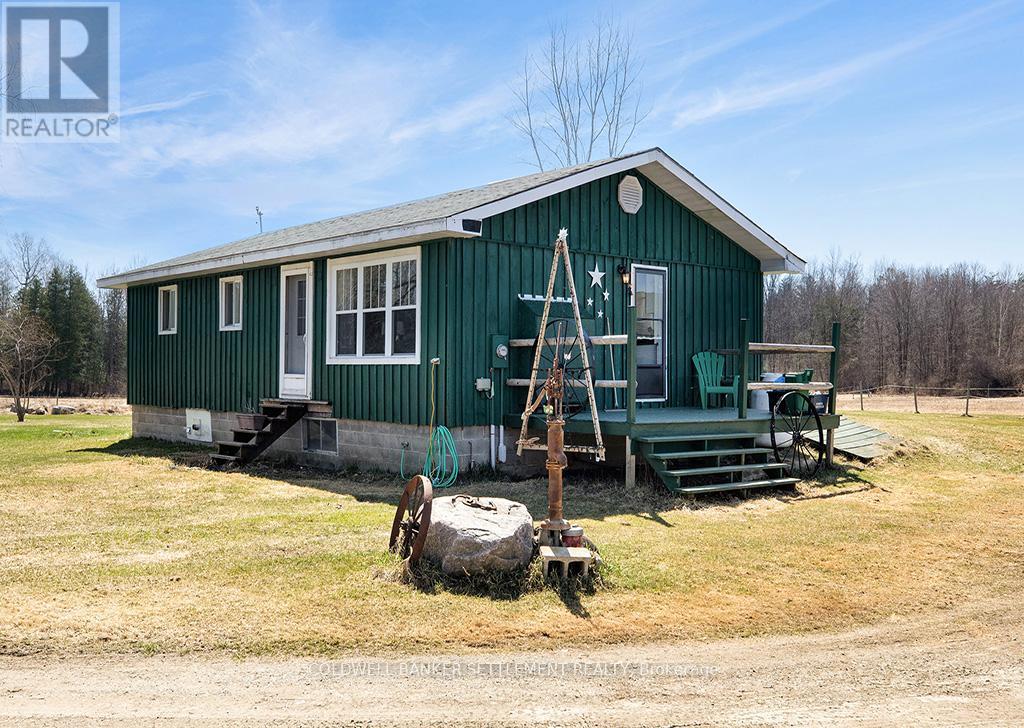 345 Elliott Road, Tay Valley, Ontario K7H 3C9 - Photo 2 - X13710434
