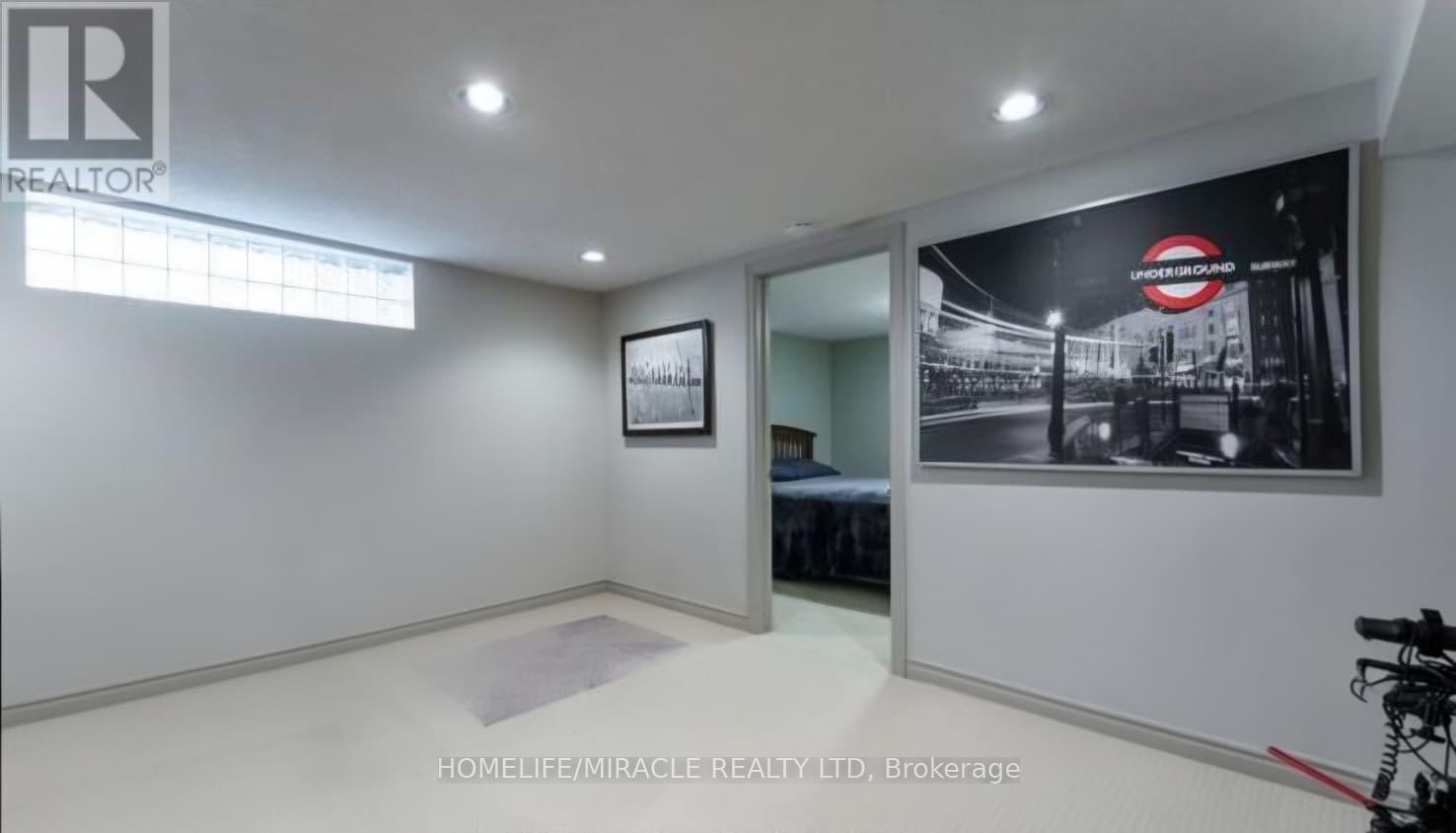46 Orchard View Boulevard, Oshawa, Ontario  L1G 3N8 - Photo 4 - E13710126