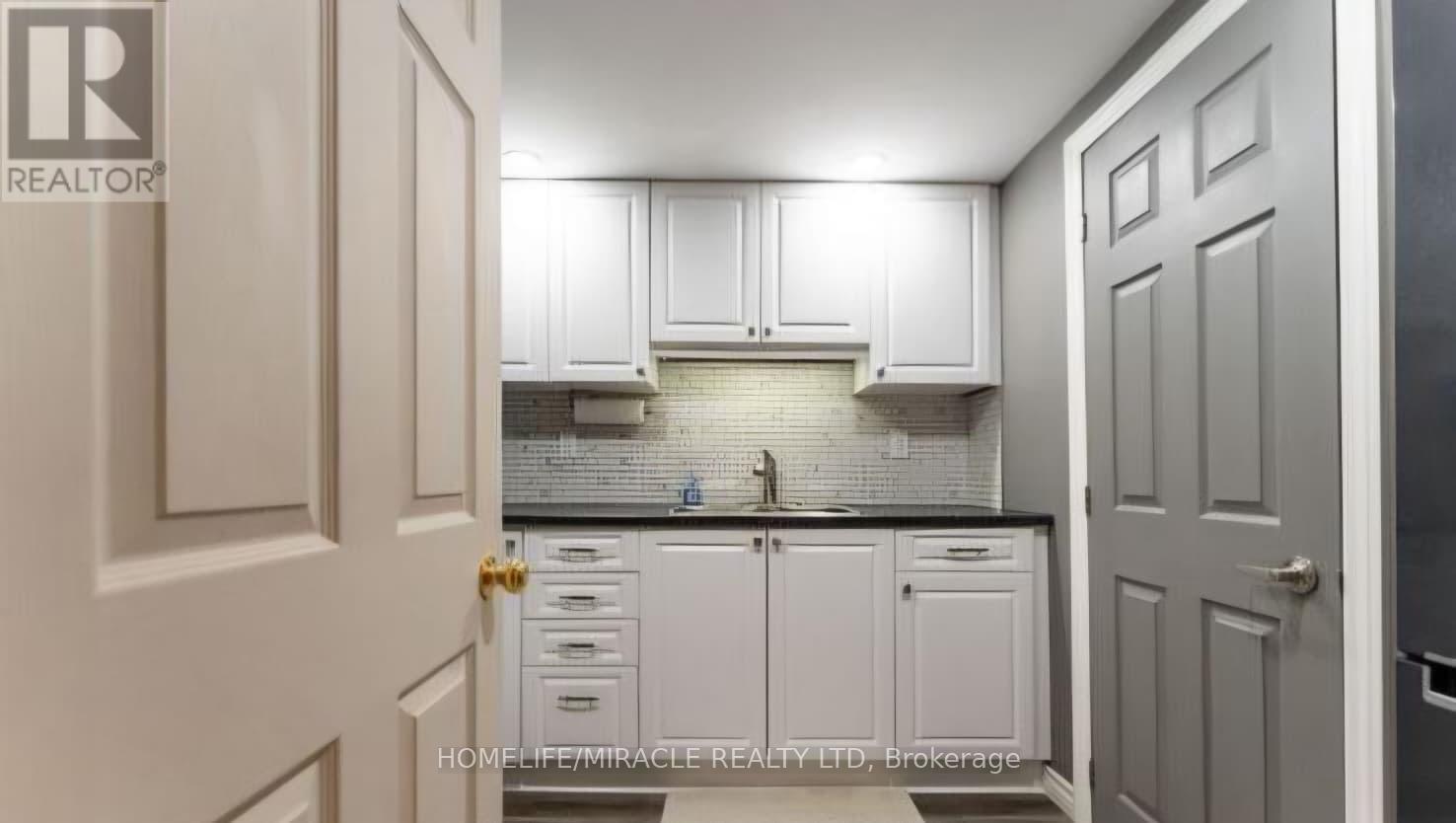 46 Orchard View Boulevard, Oshawa, Ontario  L1G 3N8 - Photo 6 - E13710126