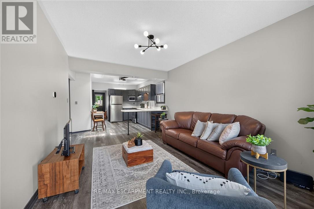 184 London Street N, Hamilton, Ontario  L8H 4C2 - Photo 6 - X13495608