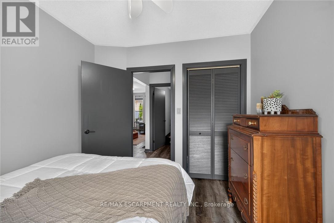 184 London Street N, Hamilton, Ontario  L8H 4C2 - Photo 17 - X13495608