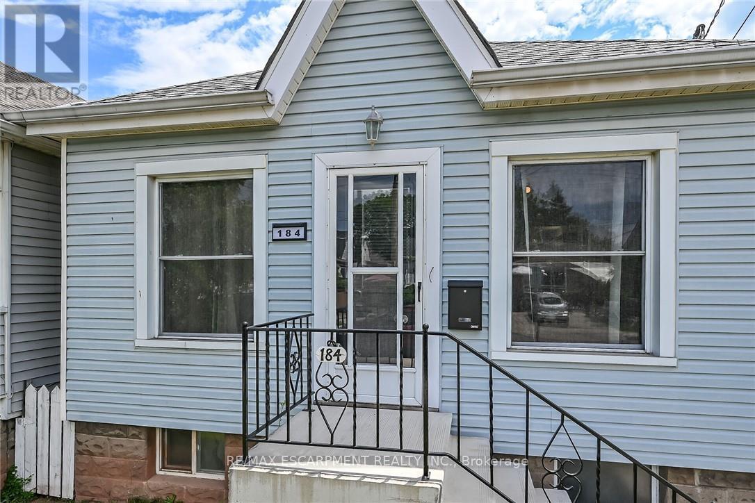 184 London Street N, Hamilton, Ontario  L8H 4C2 - Photo 4 - X13495608