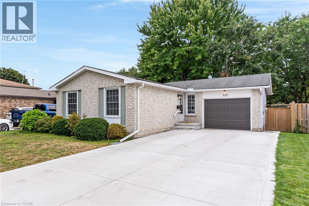 122 FOXRIDGE Drive, Cambridge, Ontario
