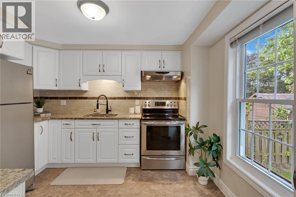 122 Foxridge Drive, Cambridge, Ontario  N3C 3M8 - Photo 10 - 40858164