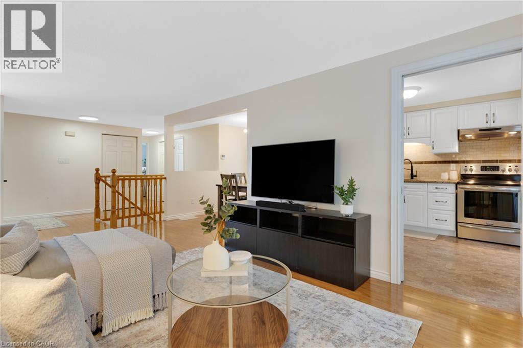 122 Foxridge Drive, Cambridge, Ontario  N3C 3M8 - Photo 9 - 40858164