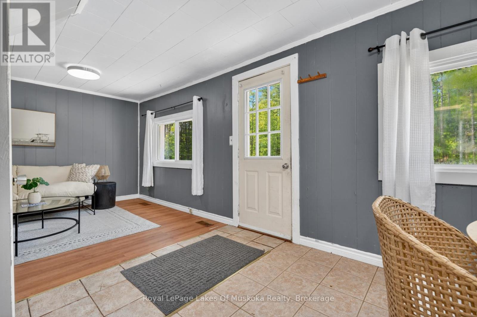 1018 Sniders Bay Road, Gravenhurst, Ontario  P1P 1R2 - Photo 3 - X13710364