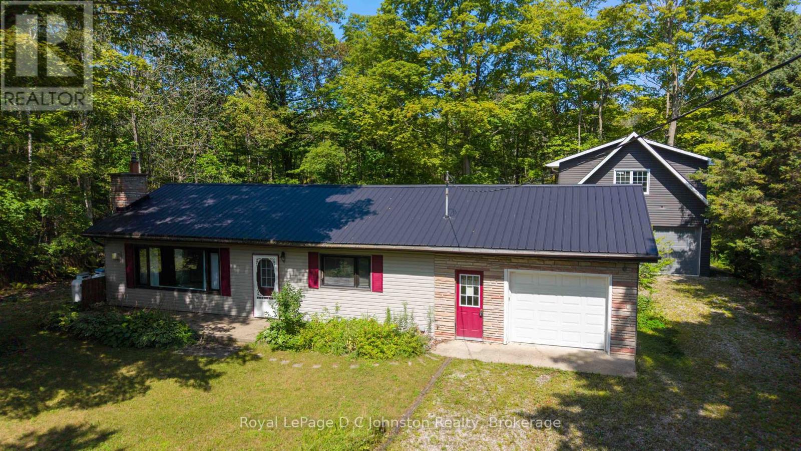 25 AVELE ROAD, South Bruce Peninsula, Ontario