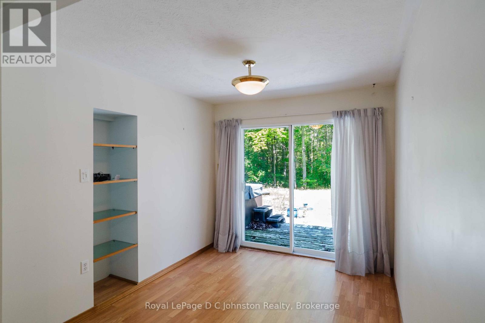 25 Avele Road, South Bruce Peninsula, Ontario  N0H 2T0 - Photo 17 - X13710554