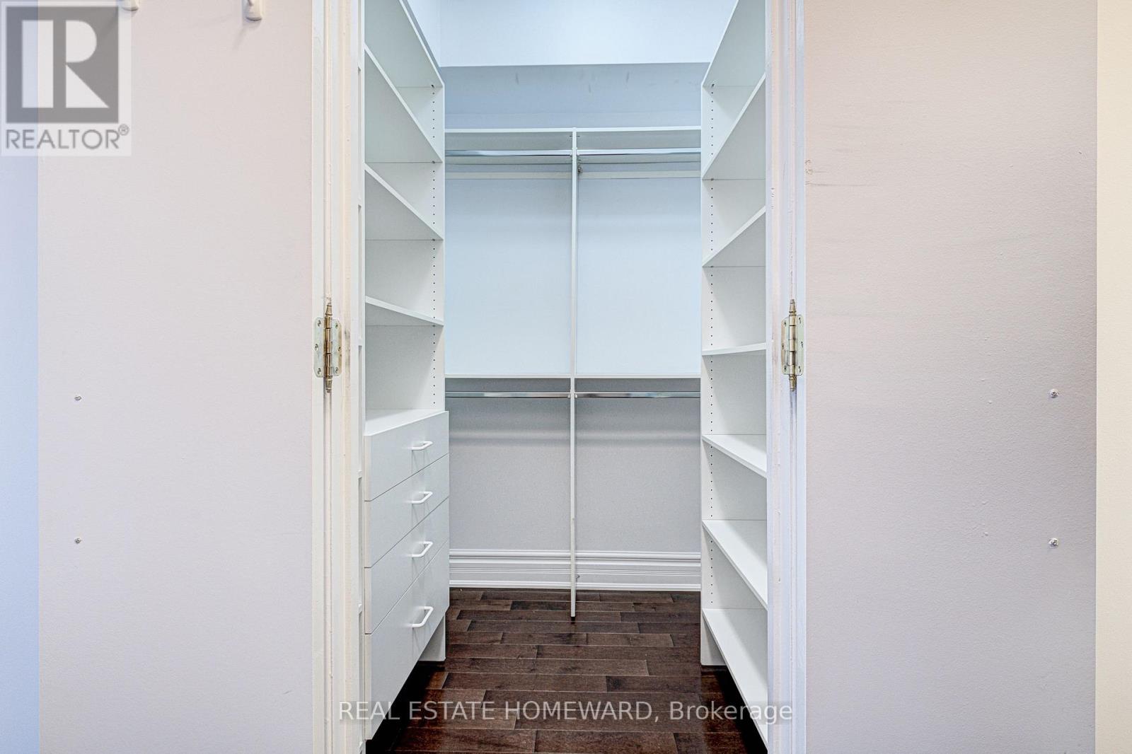206 - 10 Old York Mills Road, Toronto, Ontario  M2P 2G9 - Photo 12 - C13710420
