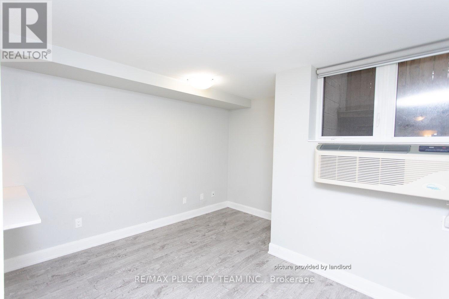 L06 - 686 Bathurst Street, Toronto, Ontario M5S 2R3 - Photo 2 - C13710486