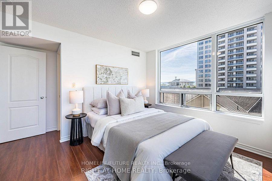 512 - 2 Rean Drive, Toronto, Ontario  M2K 3B8 - Photo 10 - C13710490
