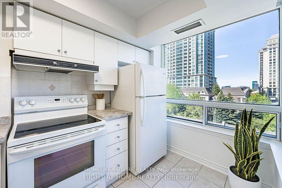 512 - 2 Rean Drive, Toronto, Ontario  M2K 3B8 - Photo 9 - C13710490