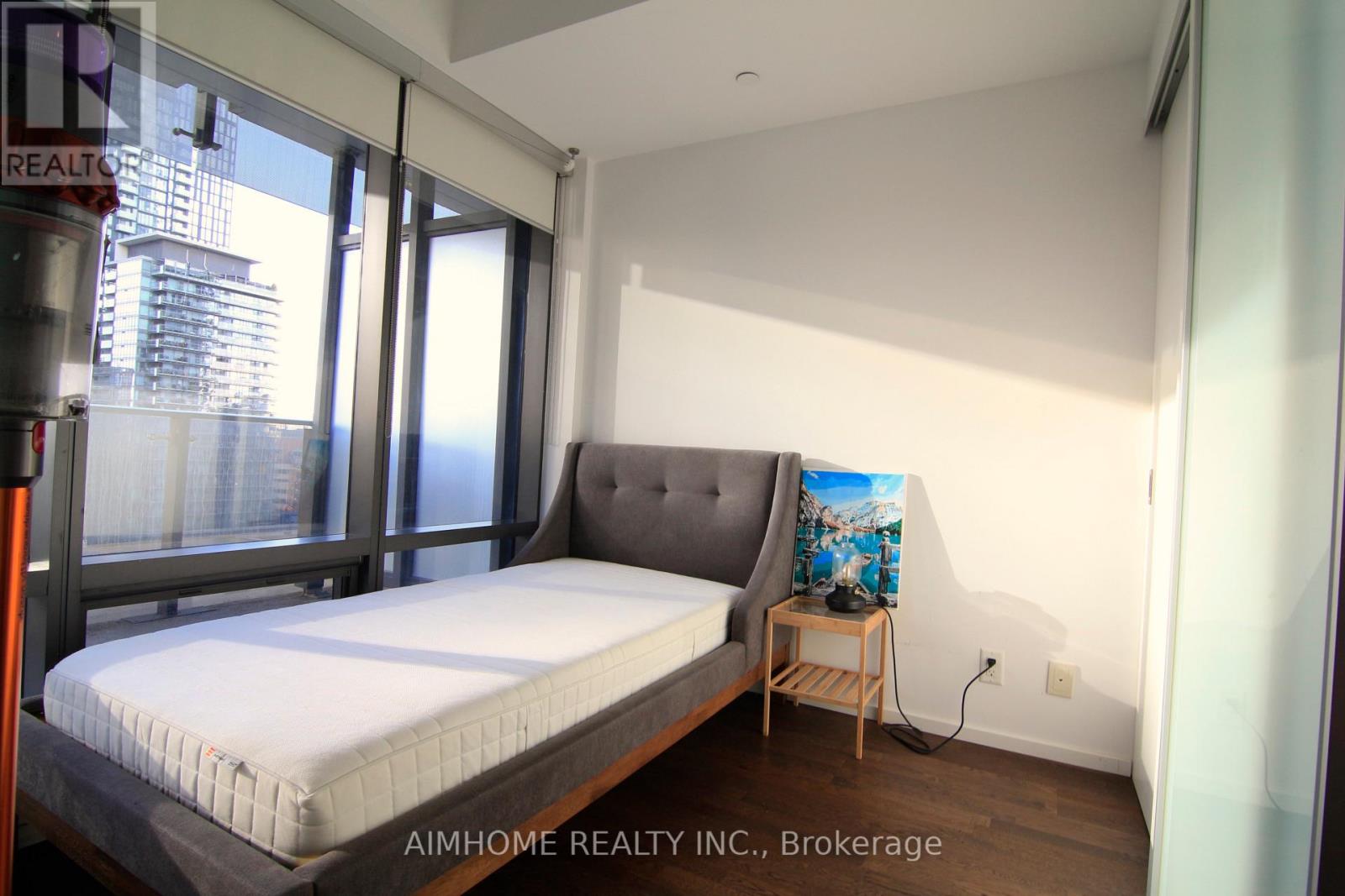 910 - 5 St Joseph Street, Toronto, Ontario M4Y 0B6 - Photo 11 - C13710520