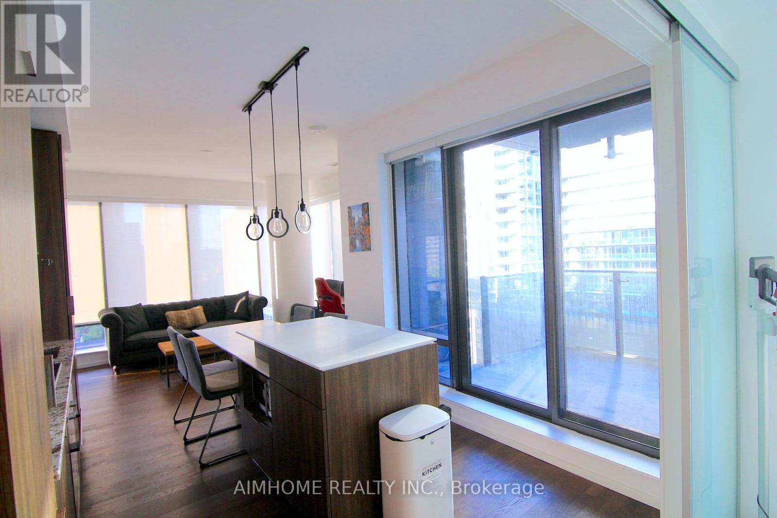 910 - 5 St Joseph Street, Toronto, Ontario M4Y 0B6 - Photo 12 - C13710520