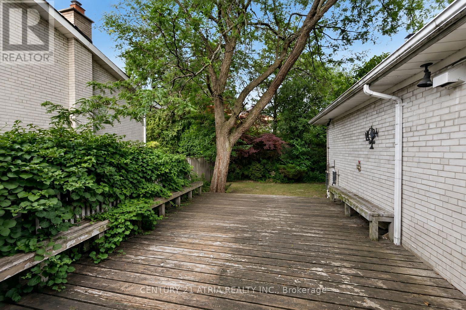 69 Olsen Drive, Toronto, Ontario  M3A 3J4 - Photo 21 - C13710544