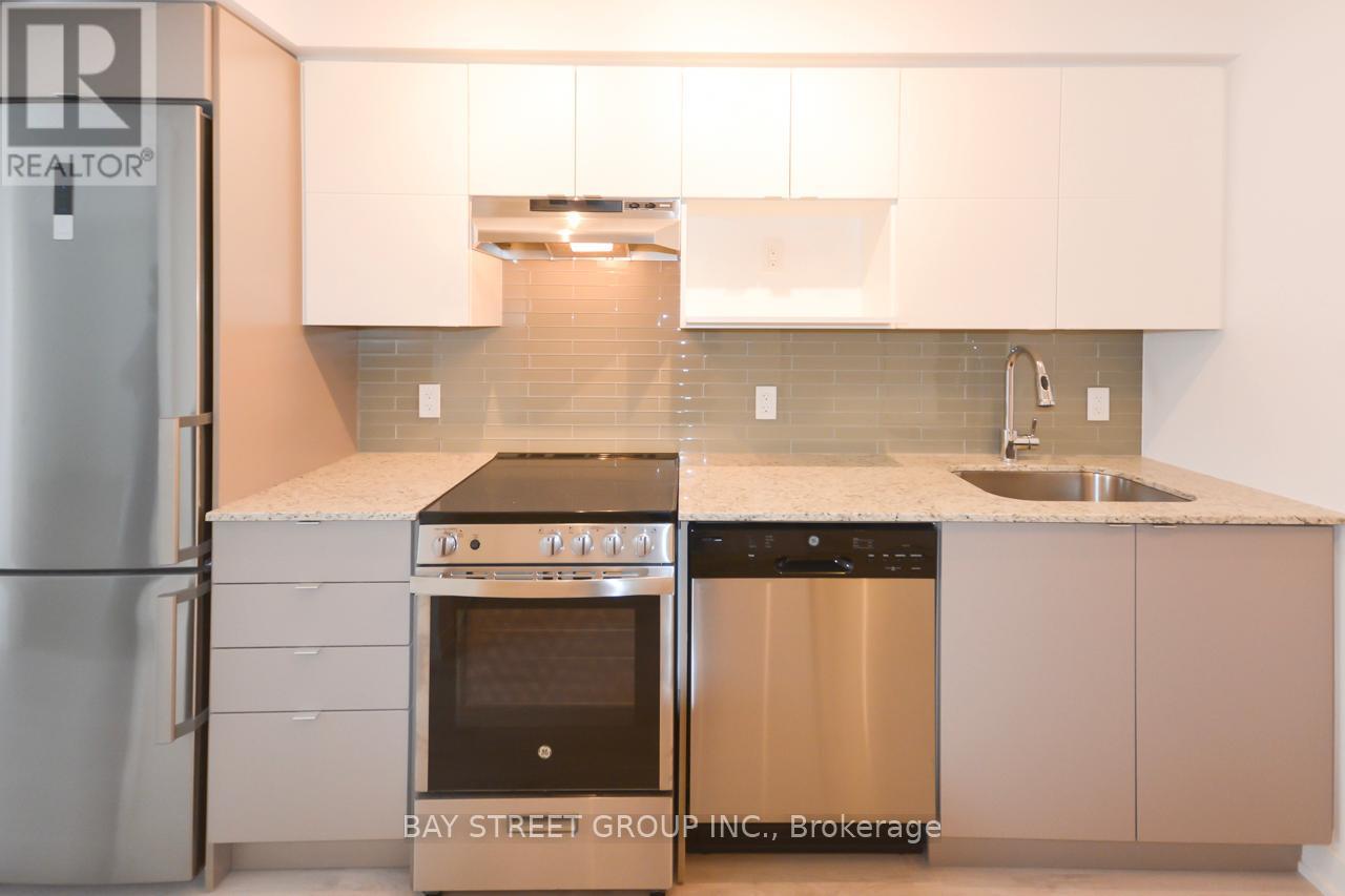 1010 - 120 Varna Drive, Toronto, Ontario M6A 0B3 - Photo 12 - C13710546