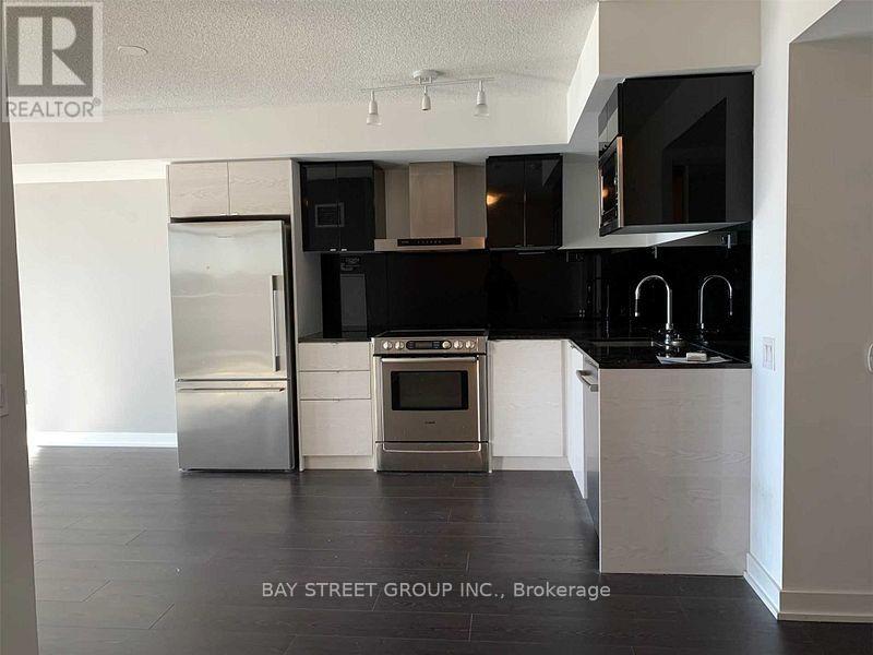 1212 - 121 Mcmahon Drive, Toronto, Ontario M2K 0C2 - Photo 6 - C13710548
