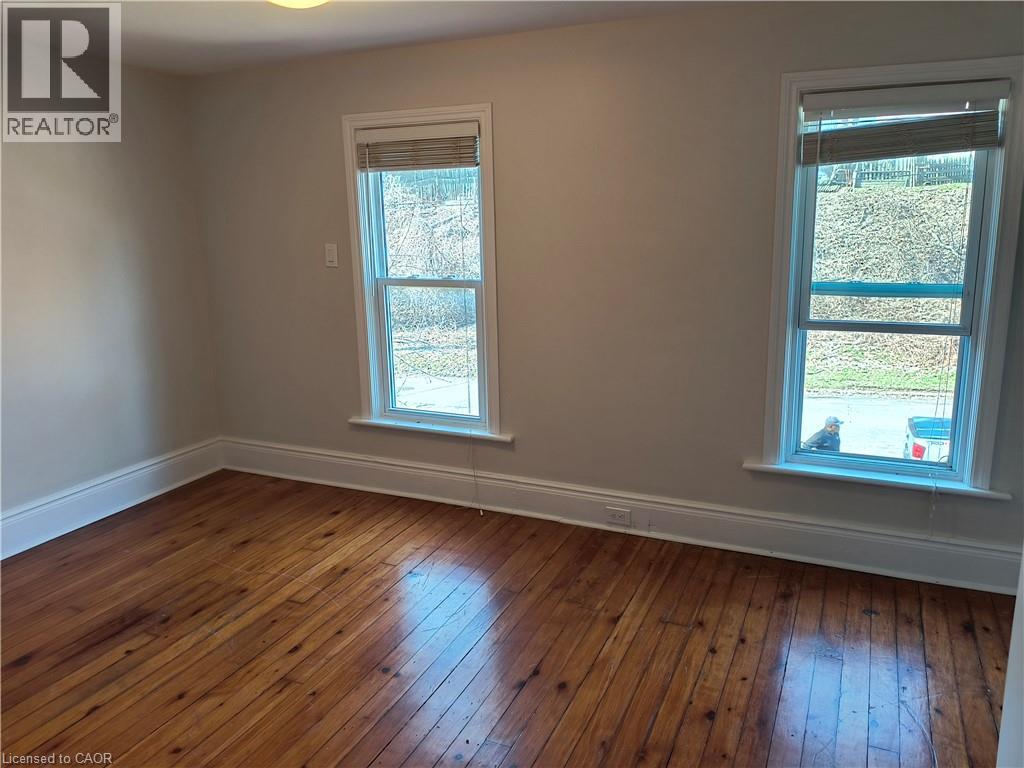 4208 Terrace Avenue N, Niagara Falls, Ontario  L2E 2J4 - Photo 12 - 40843466