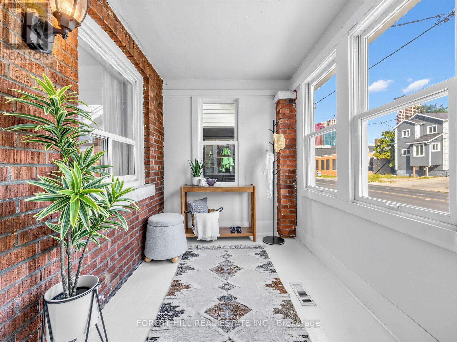 2375 Gerrard Street E, Toronto, Ontario  M4E 2E7 - Photo 1 - E13710370